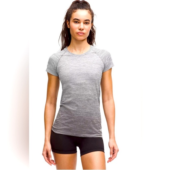 Lululemon Swiftly Tech Short Sleeve Tee Size 4 - Picture 1 of 6